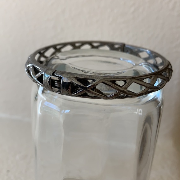 Shiny Gunmetal Nordstrom Bracelet - Picture 8 of 12